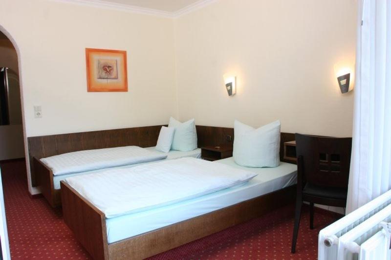 Hotel Restaurant Rothkopf Euskirchen Δωμάτιο φωτογραφία